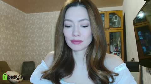 Snapshot of alicia_savory chatting on January 18, 4:37 am Alicia online show from January 18, 4:37 am