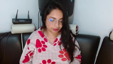 Alice online show from December 11, 4:39 am