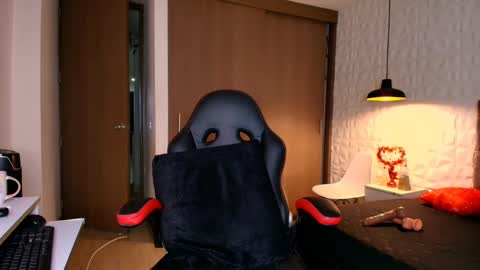 Ali online show from November 12, 4:20 pm