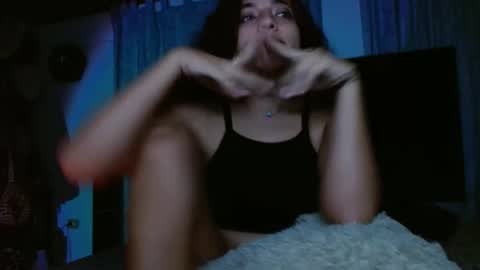 Snapshot of aliciaencalzonesazules chatting on January 8, 5:16 am Chris online show from January 8, 5:16 am