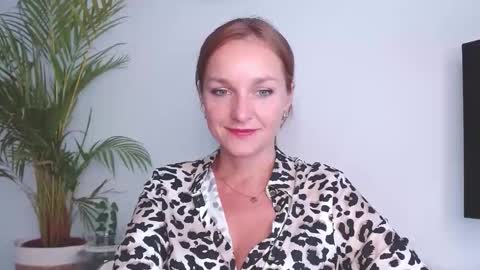 Alicia online show from September 12, 5:53 am