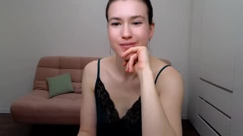 Snapshot of alicianoveli chatting on March 12, 11:53 am alicianoveli online show from March 12, 11:53 am