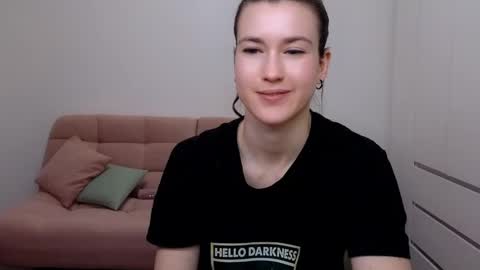 Snapshot of alicianoveli chatting on February 26, 1:54 pm alicianoveli online show from February 26, 1:54 pm