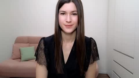Snapshot of alicianoveli chatting on February 11, 9:42 am alicianoveli online show from February 11, 9:42 am