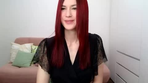 Snapshot of alicianoveli chatting on October 5, 4:54 am alicianoveli online show from October 5, 4:54 am