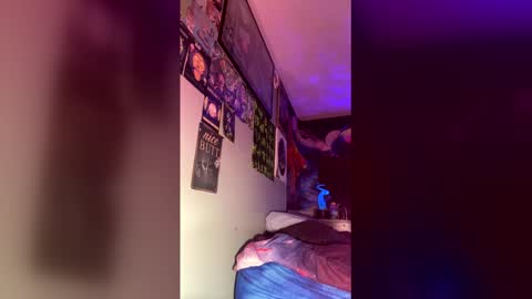 alienmancer online show from January 13, 6:21 am