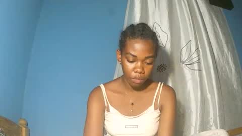 alihane21 online show from January 6, 7:07 pm