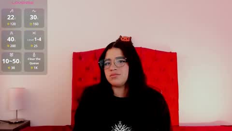 Snapshot of aliice_walker_ chatting on December 19, 3:41 pm aliice_walker_ online show from December 19, 3:41 pm