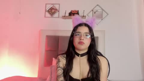 Snapshot of aliice_walker_ chatting on January 8, 3:28 pm aliice_walker_ online show from January 8, 3:28 pm