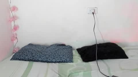 aliissa moree online show from September 10, 7:26 pm