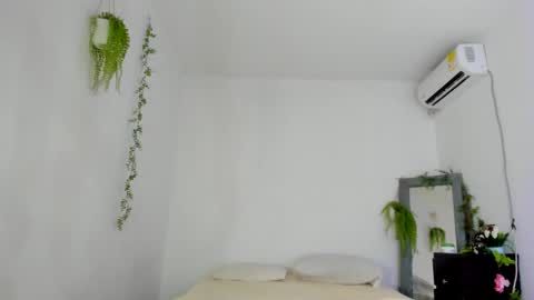 alika online show from September 29, 10:20 pm