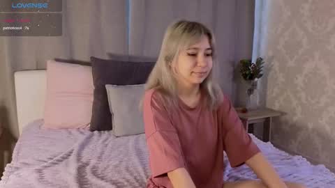 Im Alika online show from September 26, 4:20 am