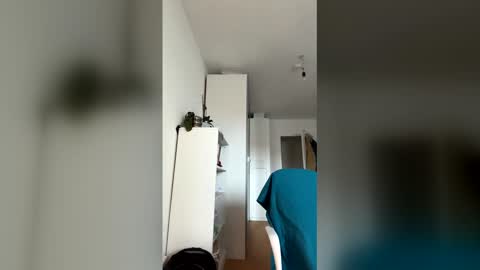 alikhani136 online show from March 29, 12:29 pm