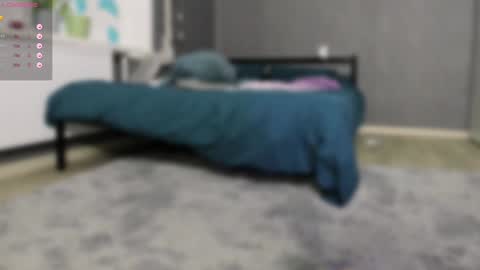 Snapshot of alina_39 chatting on December 19, 9:51 am alina_39 online show from December 19, 9:51 am