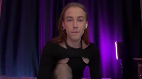 Alexa online show from December 16, 12:44 pm