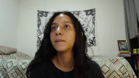 Snapshot of alinawoolf_ chatting on February 2, 3:43 am  Ali  online show from February 2, 3:43 am