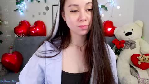 AlinaXRose online show from April 3, 10:28 pm