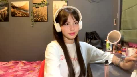 Alice online show from October 9, 12:32 pm