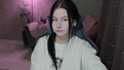 Snapshot of alinegreeeen chatting on October 6, 2:29 am Aline Greeeen online show from October 6, 2:29 am