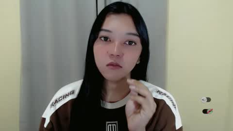 Shanti xhey online show from March 10, 6:01 pm