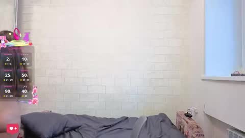 Snapshot of alisawyn chatting on October 18, 10:41 am alisawyn online show from October 18, 10:41 am
