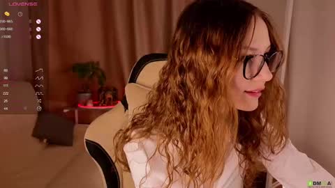 Snapshot of alisevine chatting on January 28, 5:14 pm Alisa online show from January 28, 5:14 pm