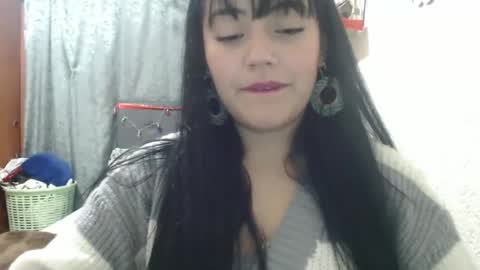 alisha_9997 online show from February 9, 11:46 pm