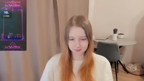 Snapshot of alisha_ley chatting on March 5, 10:00 am Alya online show from March 5, 10:00 am