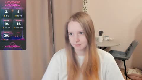 Snapshot of alisha_ley chatting on September 21, 4:44 pm Alya online show from September 21, 4:44 pm