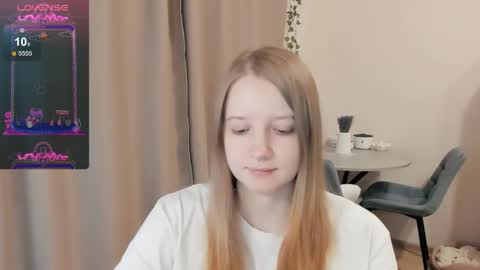 Snapshot of alisha_ley chatting on September 30, 12:54 am Alya online show from September 30, 12:54 am