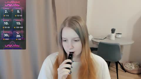 Snapshot of alisha_ley chatting on March 4, 10:35 am Alya online show from March 4, 10:35 am