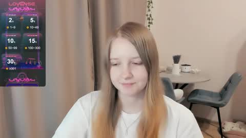 Snapshot of alisha_ley chatting on September 25, 7:32 pm Alya online show from September 25, 7:32 pm