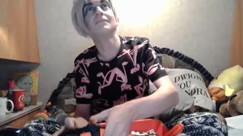 Alisha online show from February 21, 6:27 am