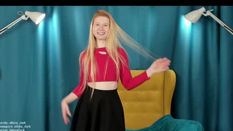 Snapshot of aliska_dark chatting on January 31, 12:29 pm Alice online show from January 31, 12:29 pm