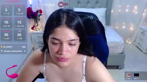 Snapshot of alison_girl22 chatting on February 18, 12:26 am Alison online show from February 18, 12:26 am
