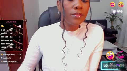 Snapshot of alisonlemoos chatting on February 5, 2:26 pm Alisson online show from February 5, 2:26 pm