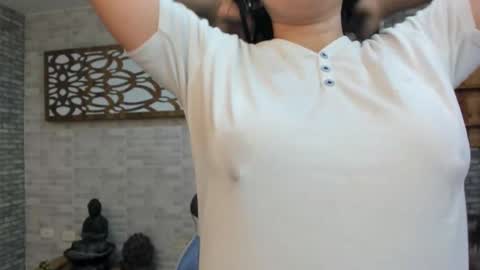 Snapshot of alisonn_doll chatting on October 14, 4:43 pm alisonn_doll online show from October 14, 4:43 pm