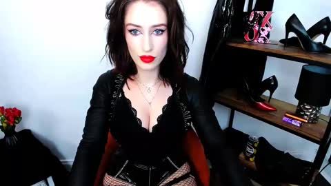 Snapshot of alissacam chatting on February 23, 5:39 pm AlissaCam online show from February 23, 5:39 pm