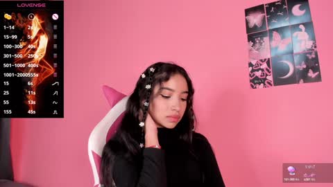 Snapshot of alissarose_ chatting on February 26, 1:25 am Mara Isabel online show from February 26, 1:25 am