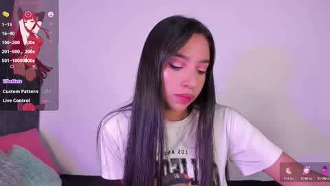 Snapshot of alissarose_ chatting on October 13, 10:56 pm Mara Isabel online show from October 13, 10:56 pm