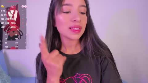 Snapshot of alissarose_ chatting on September 30, 1:49 am Mara Isabel online show from September 30, 1:49 am