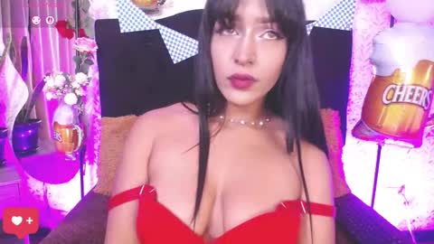 Snapshot of alisse_laurent chatting on October 5, 4:54 am alisse online show from October 5, 4:54 am