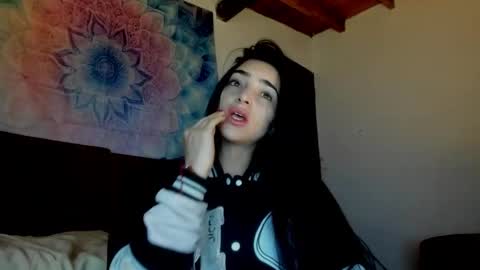 Snapshot of alisson369_ chatting on September 10, 9:32 am Alisson369 online show from September 10, 9:32 am