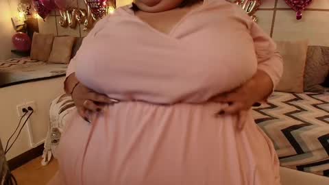 Snapshot of alisson_am chatting on February 14, 11:31 am Alisson online show from February 14, 11:31 am