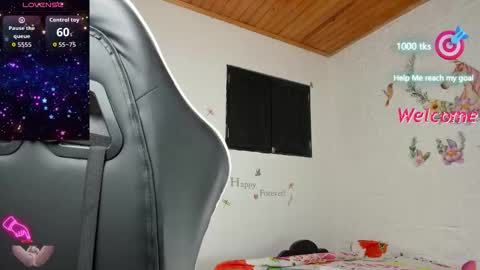Snapshot of alisson_hoffman05 chatting on October 18, 1:59 pm Alisson hoffman05 online show from October 18, 1:59 pm