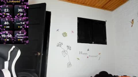 Snapshot of alisson_hoffman05 chatting on February 21, 10:28 am Alisson hoffman05 online show from February 21, 10:28 am