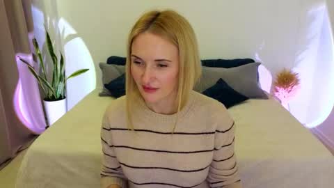 alisssarose online show from January 16, 10:30 pm