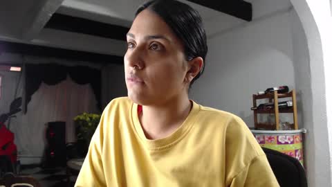 Snapshot of alix_beltran chatting on February 16, 11:26 pm Alix online show from February 16, 11:26 pm