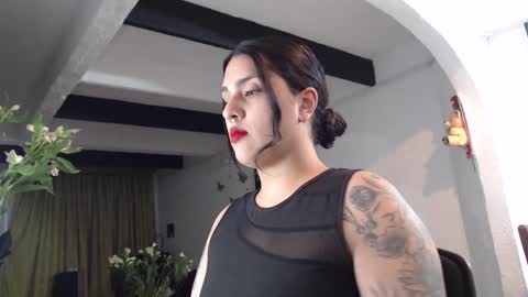 Snapshot of alix_beltran chatting on October 13, 1:07 am Alix online show from October 13, 1:07 am