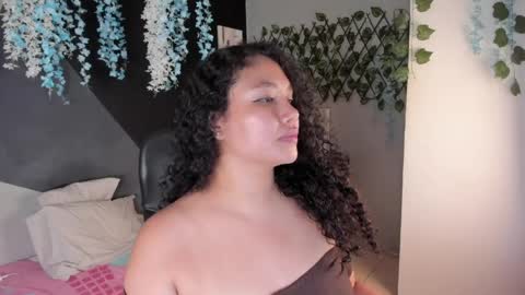 alixon online show from April 15, 7:55 am